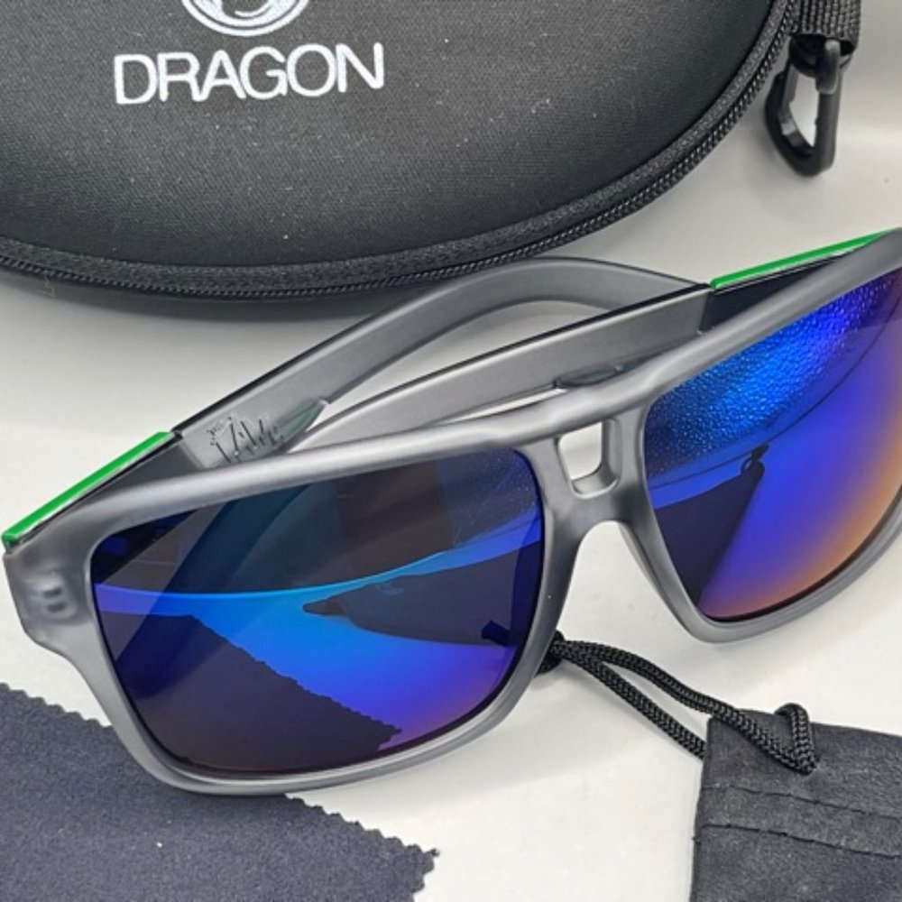TWO New DRAGON brand Sunglasses - Picture 8 of 8
